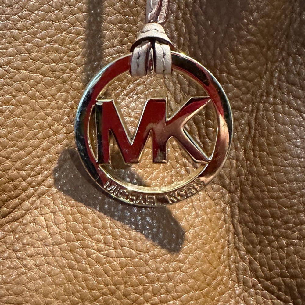 Michael Kors Bedford Brown‎ Pebbled Leather Tote Bag Gold Hardware MK Logo - Picture 5 of 7